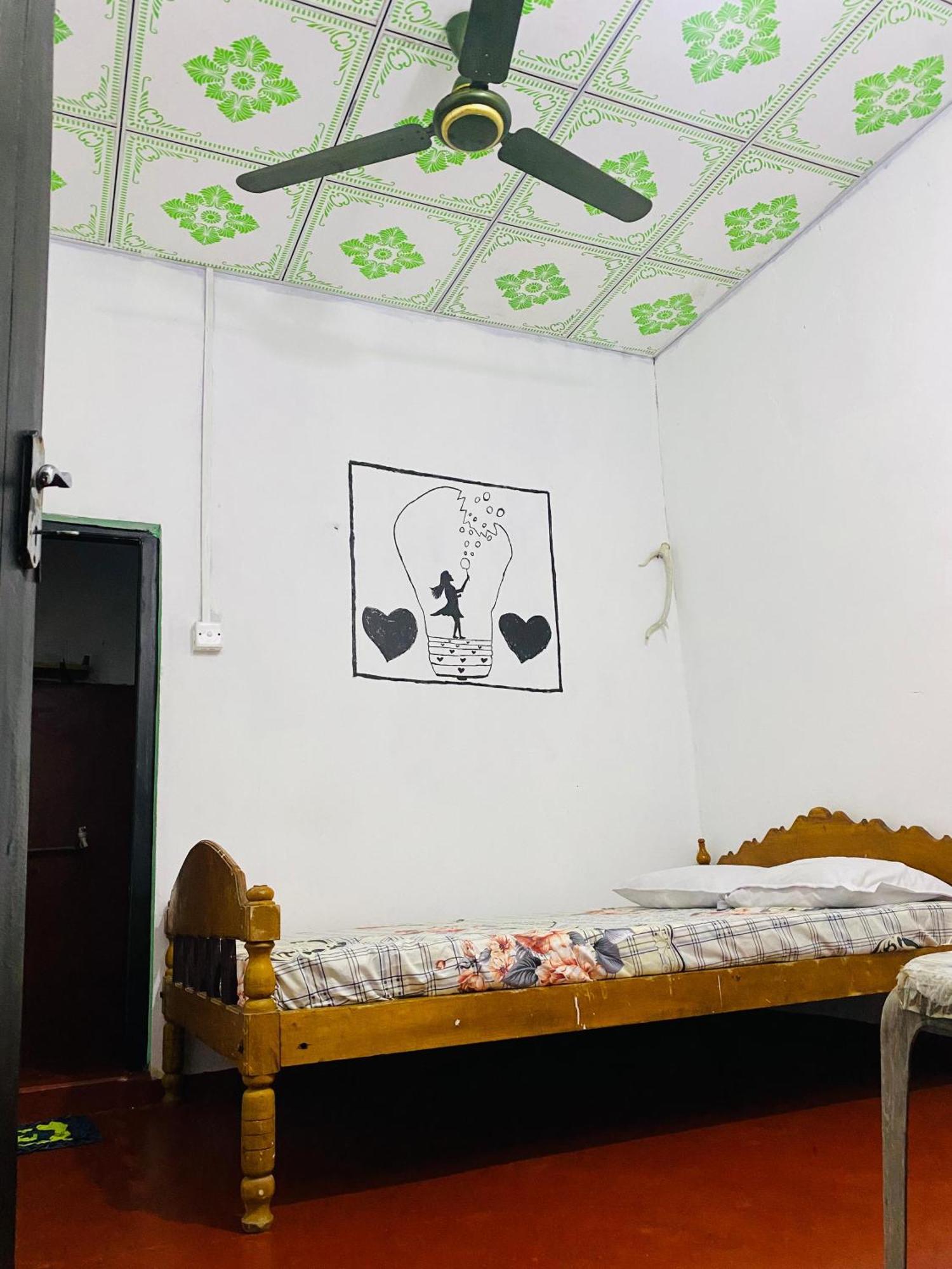 Golden Rich Hotel Vịnh Arugam Ngoại thất bức ảnh